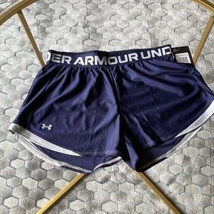 Womens shorts size small